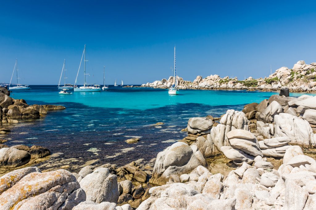 The Lavezzi Islands in Corsica, the perfect place to plan a Corsica elopement