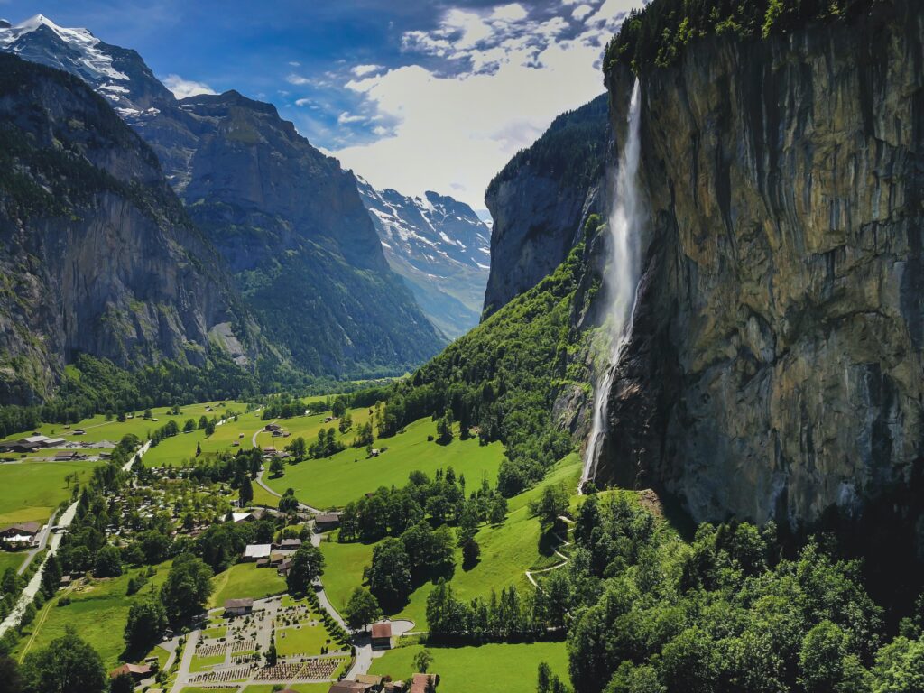 Lauterbrunnen, a beautiful place to elope in Switzerland